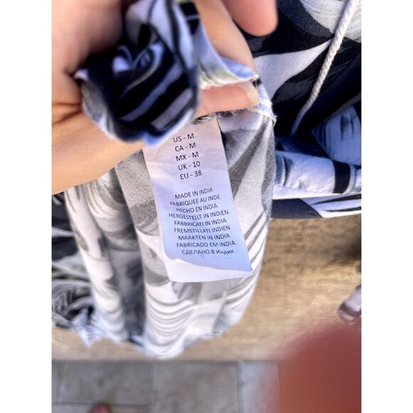 La Blanca Moment of Zen Palm Leaf Resortwear Swimsuit Coverup ~ Medium - Picture 6 of 8